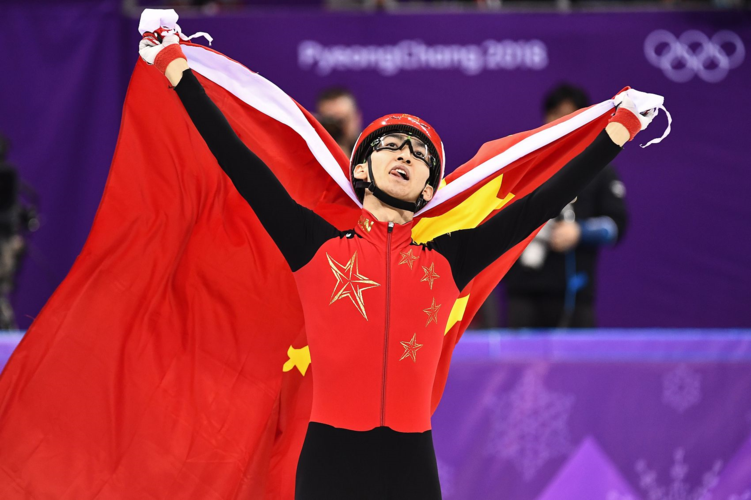 关于平昌冬奥会上为中国赢得首枚金牌的运动员是谁的信息