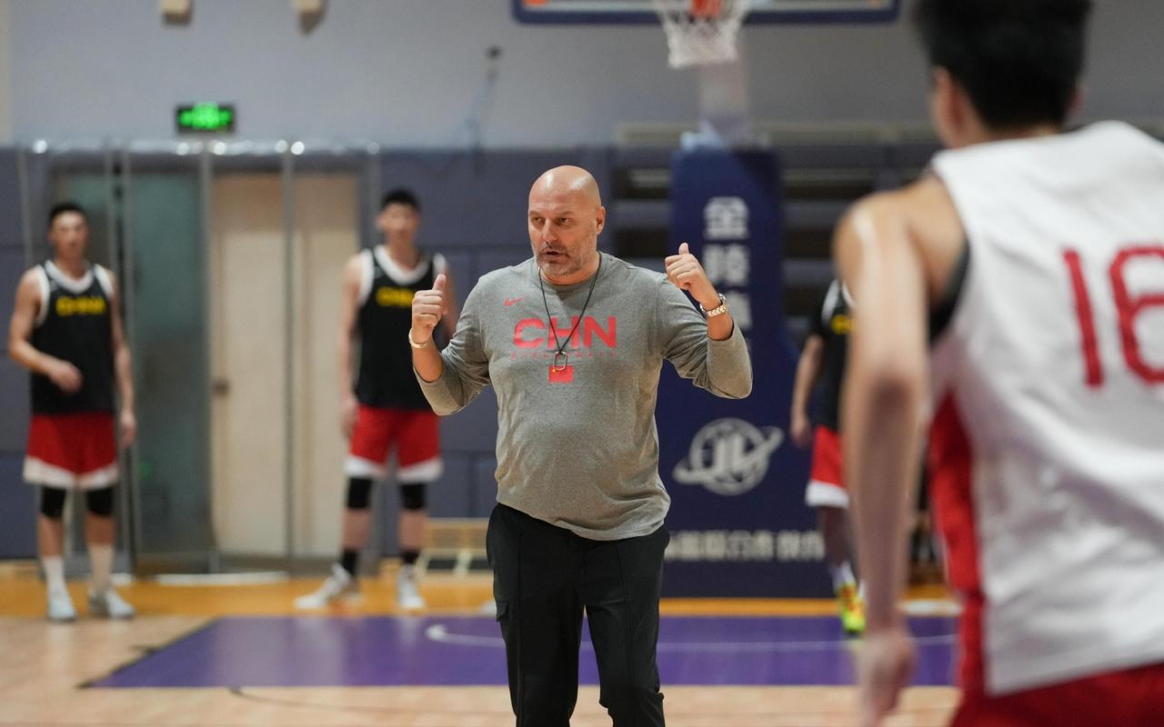 乔尔杰维奇担任中国男篮主教练，乔尔杰维奇担任中国男篮主教练是谁！